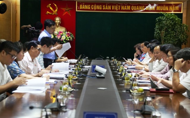 Thảo luận tổ tại kỳ họp thứ Sáu HĐND TP khóa XV: Sự đổi mới mang hiệu quả rõ nét